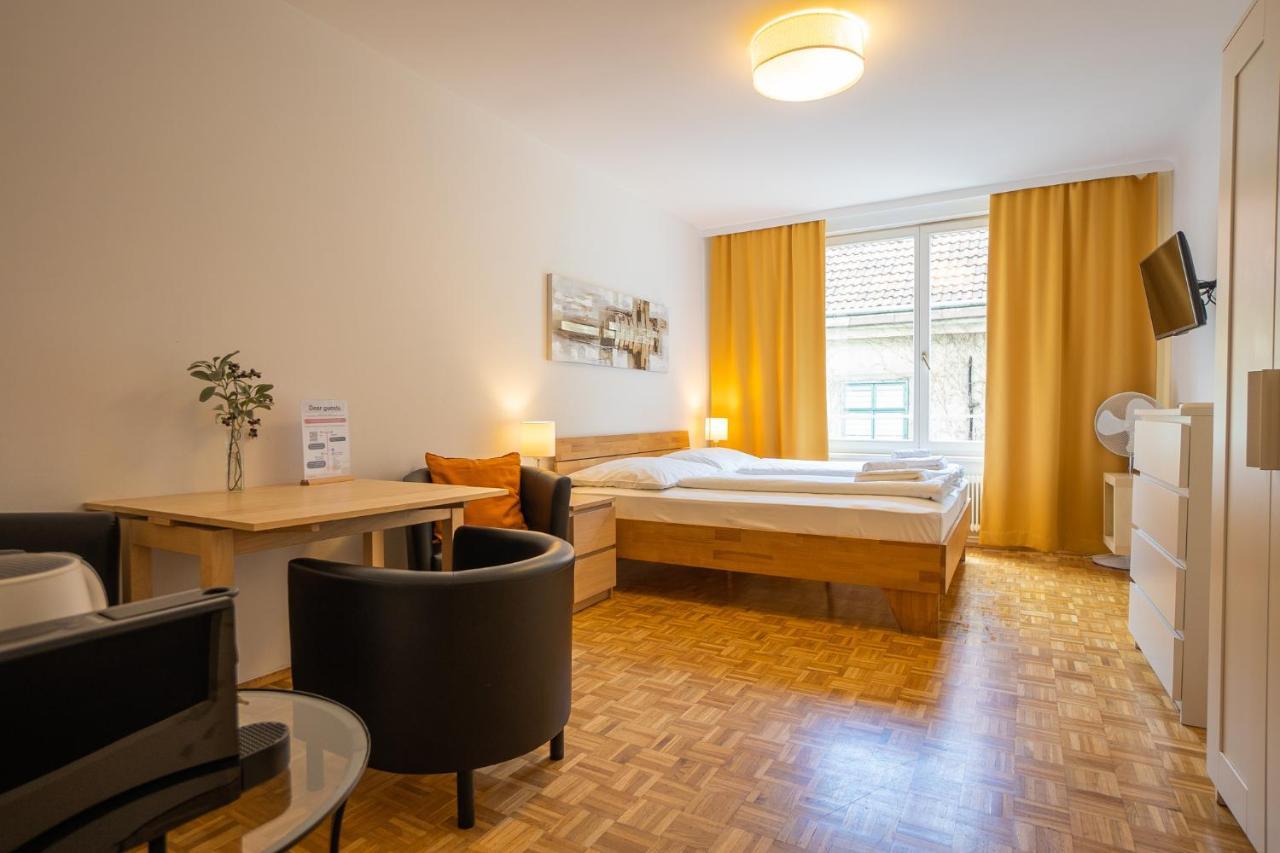 Central Living - Stephansdom Apartments Wina Bagian luar foto